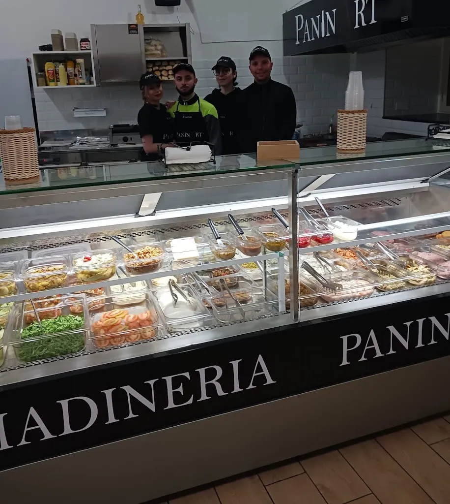 paninart adrano restaurant in Adrano