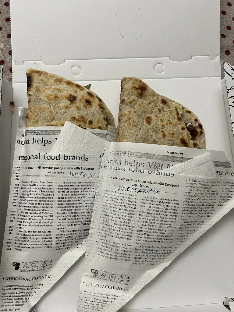 Antonio Castelli_Il Re della Piada_Adrano_recensione