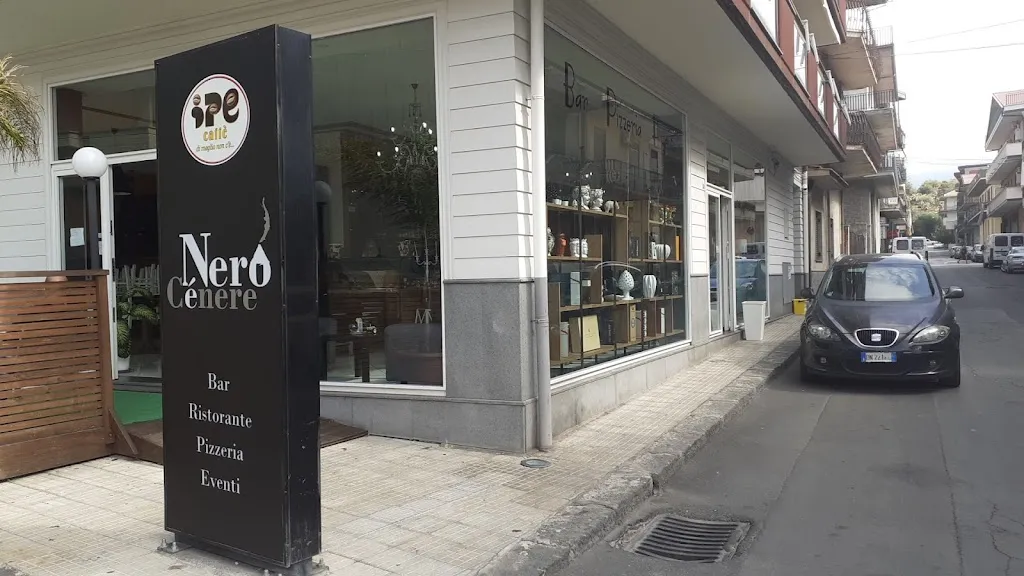 Rosso Cioccolato restaurant in Adrano