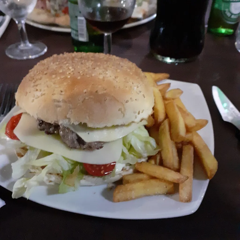 Rosso Cioccolato_Adrano_slider_image_2