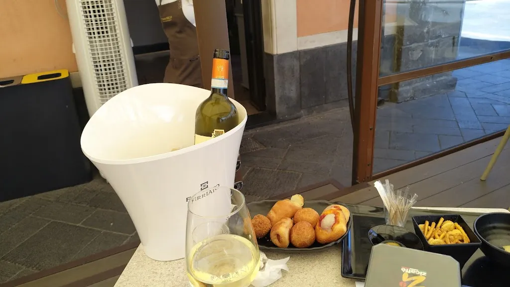 Tamar Harosh_Tomaselli Bar&Pasticceria_Adrano_review