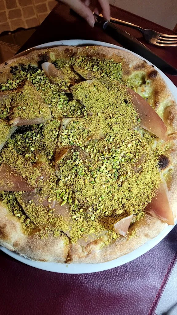 AnnieRebel_La Fenice_Adrano_review