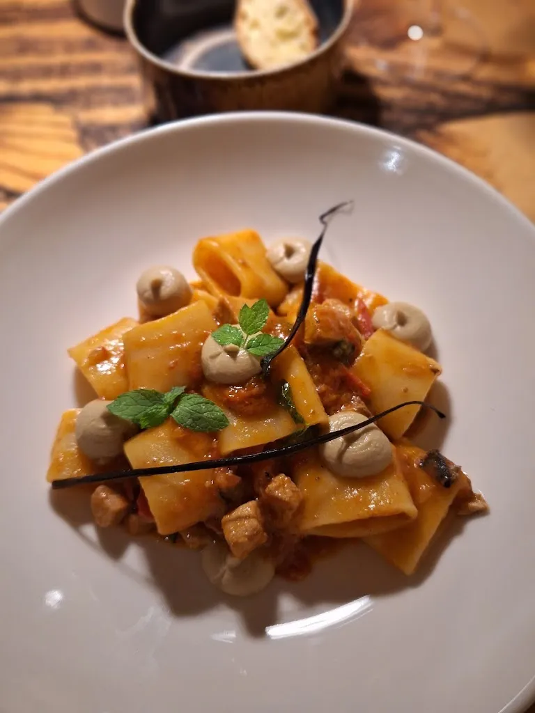 Davide Cutrì_Aguglia Persa - cucina Siciliana alla brace -_Agrigento_review