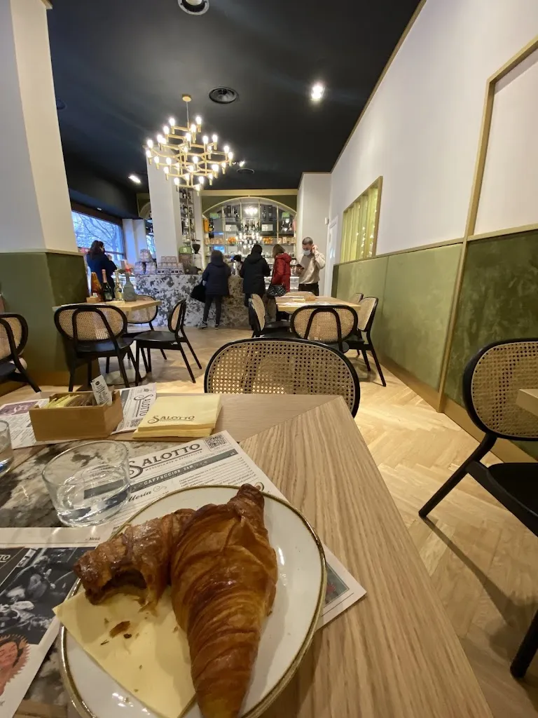 Tsvetelina Gigova_Salotto - Mescolanze e Specialità_Gioia del Colle_review