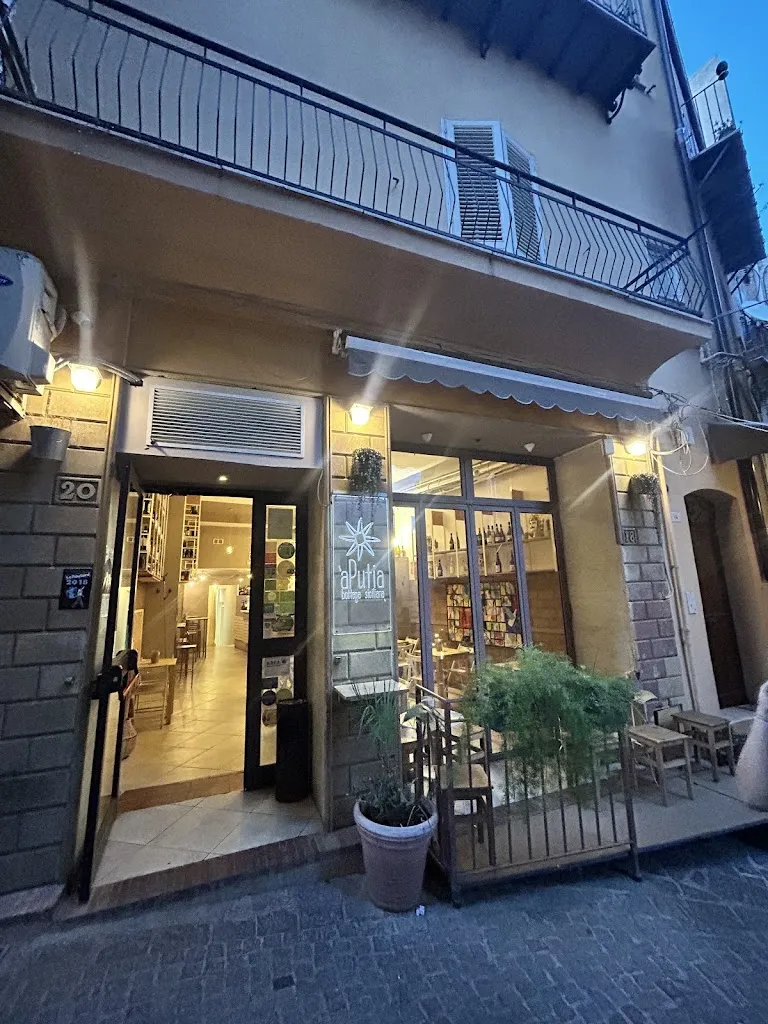 A'Putia Bottega Siciliana restaurant in Agrigento