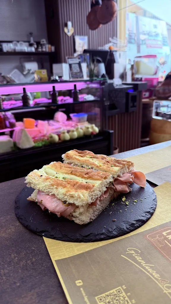 Aurea Brandes_La Prosciutteria Farruggia_Agrigento_review