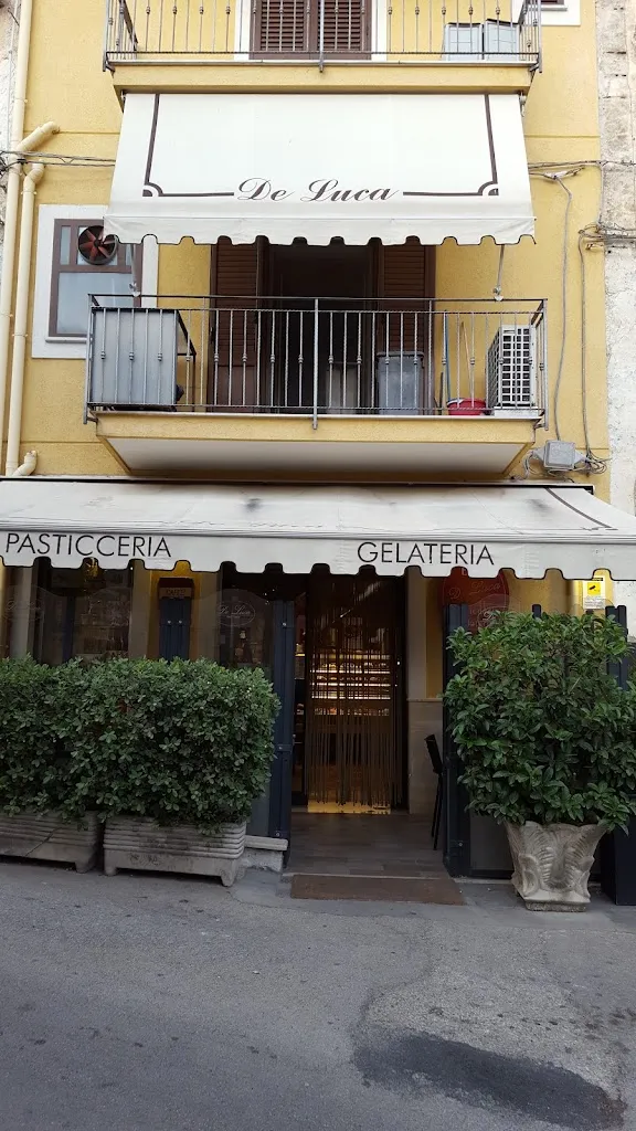 Pasticceria Gelateria De Luca_Altofonte_slider_image_3