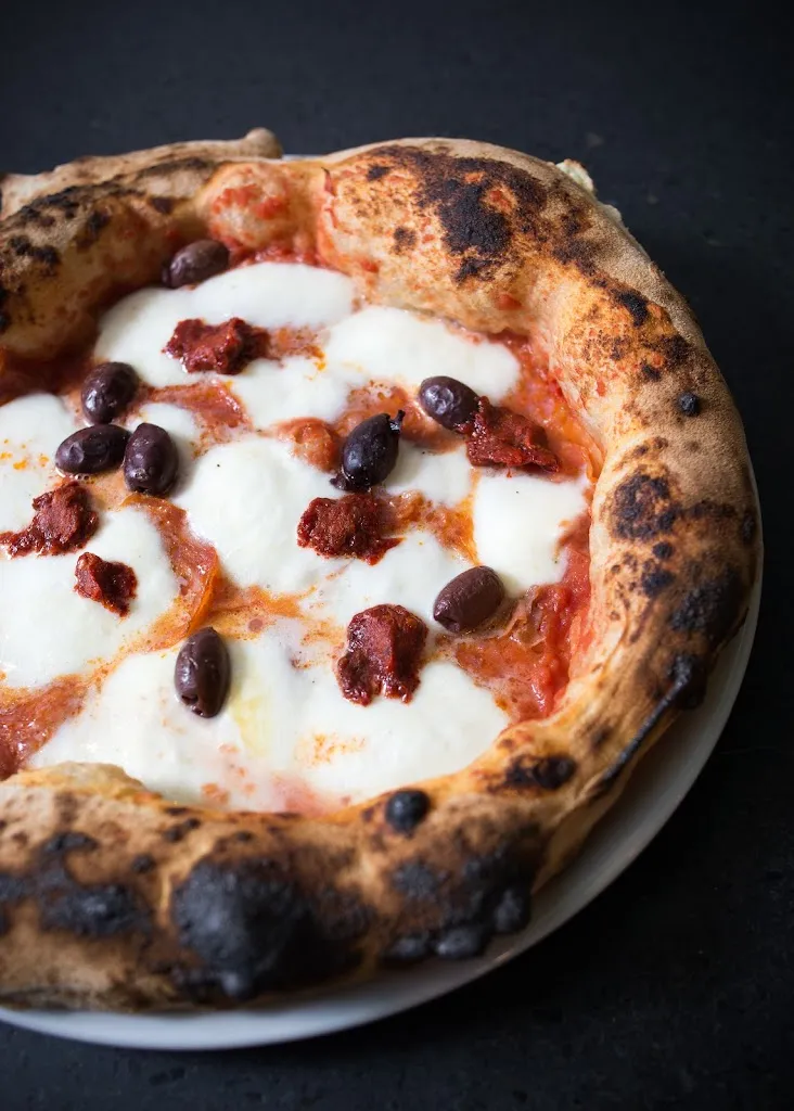 Alloro Pizza & Spiedo_Altofonte_slider_image_3