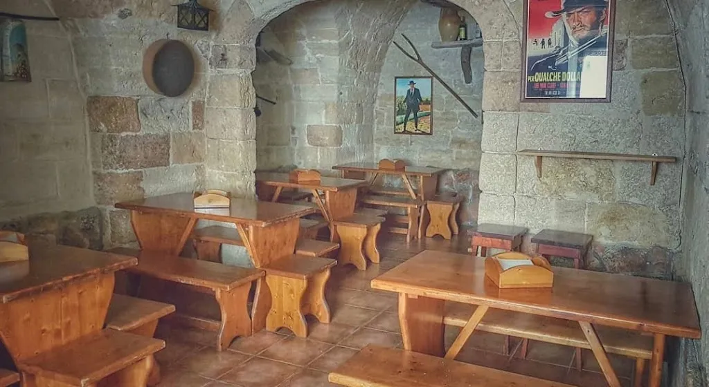 L' Artista Pub_Gioia del Colle_slider_image_1