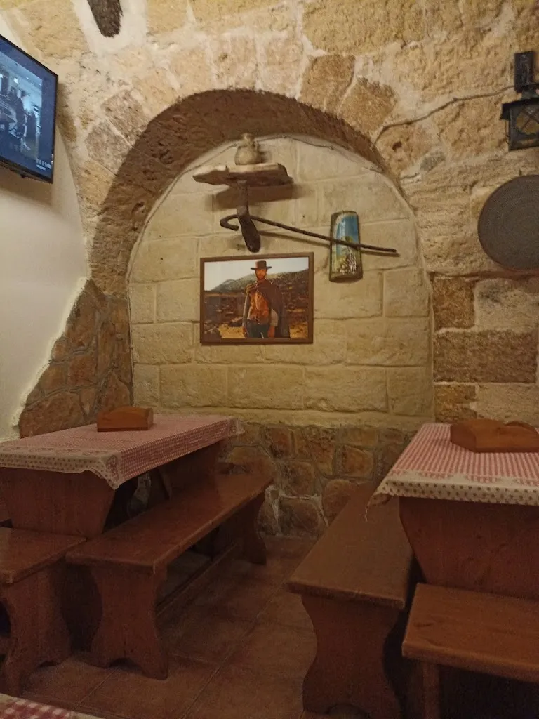 L' Artista Pub_Gioia del Colle_slider_image_3