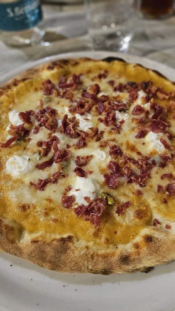 Raffaele “Bboy_trik” Ceci_Al Castello Pizzeria Birreria_Gioia del Colle_recensione