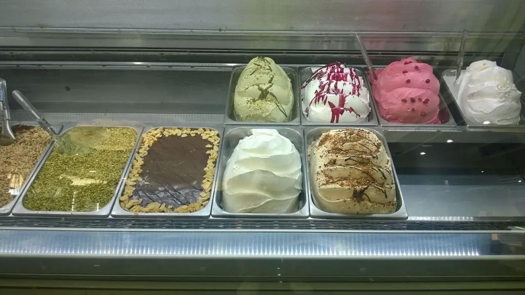 Dolce e Gustoso | Bar Pasticceria Pizzeria Gelateria Ristorante Banchetti Catering Gastronomia._Alcamo_slider_image_3