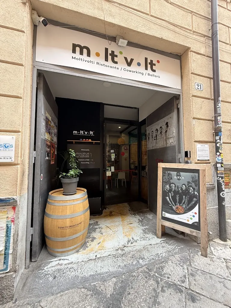Moltivolti restaurant in Aliminusa
