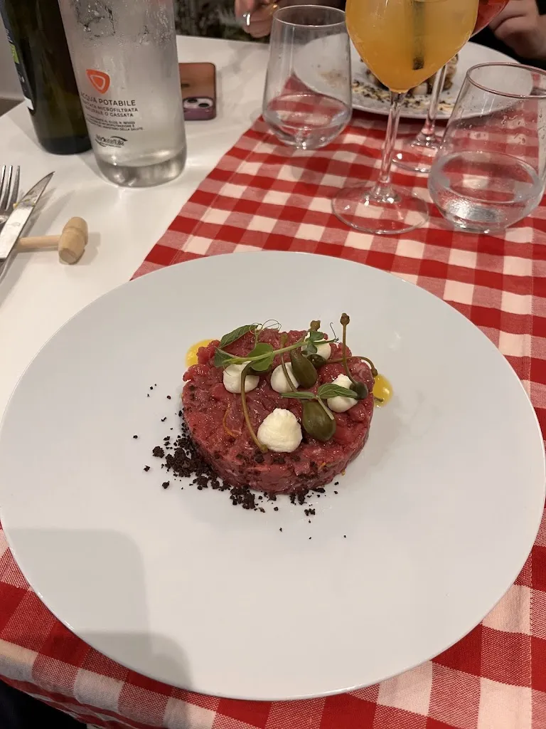 Alex Mattingly_Sikulo Emporio - Pomo & Pomo_Aliminusa_review