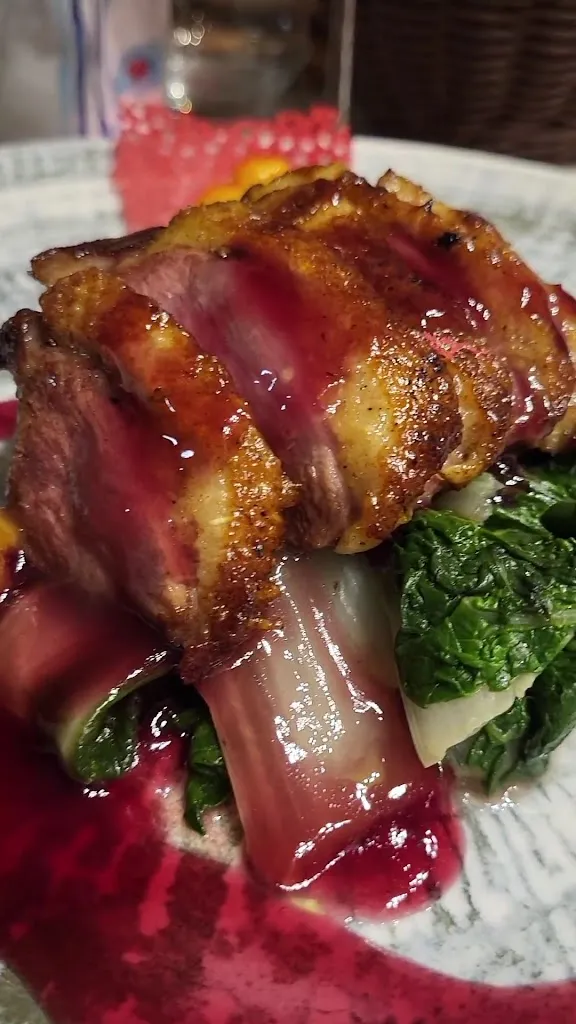 Sikulo Emporio - Pomo & Pomo_Aliminusa_slider_image_2