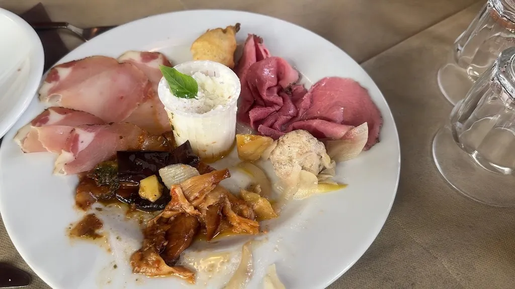 Ristoro Dello Scoiattolo_Aliminusa_slider_image_2