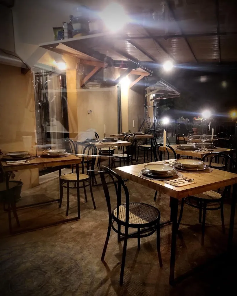 Ciauru Home Restaurant_Aliminusa_slider_image_1