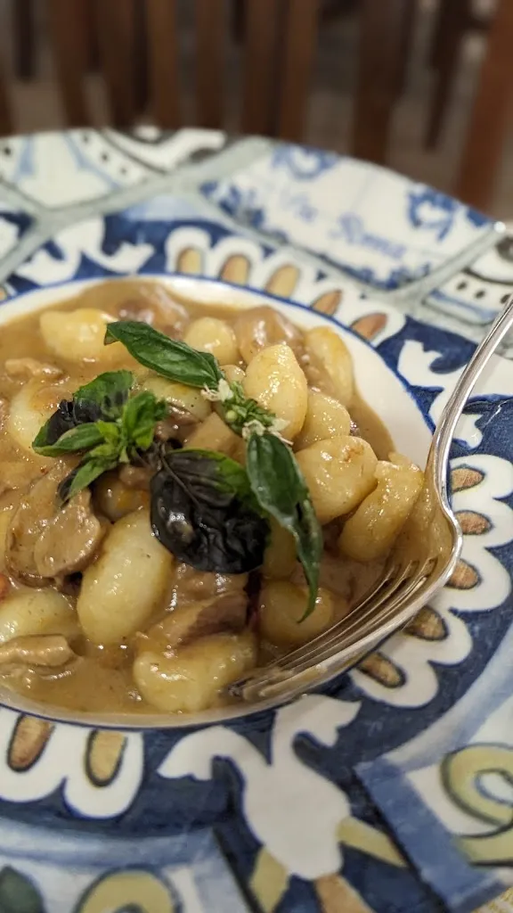 Eike Fruehbrodt_Ristorante dell'Agriturismo Le Campanelle_Aliminusa_review