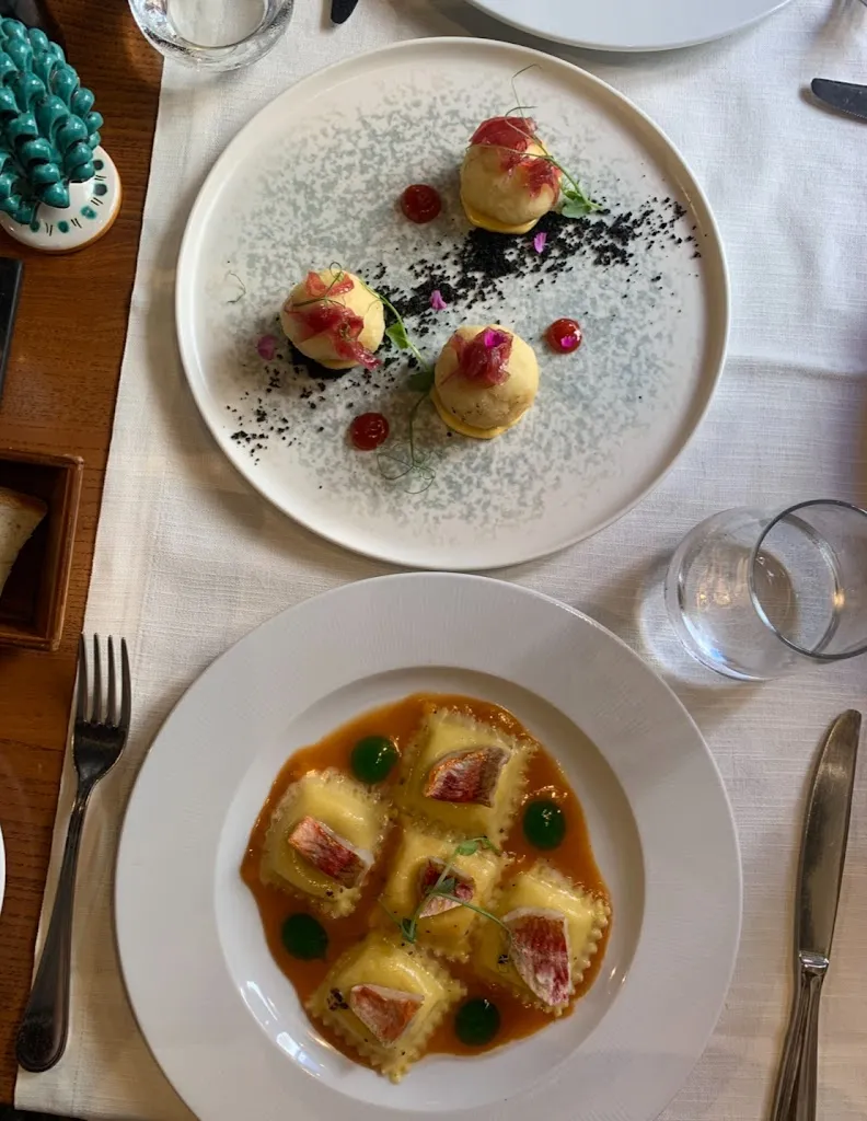 Camila Brito_Triscele Restaurant_Aliminusa_review