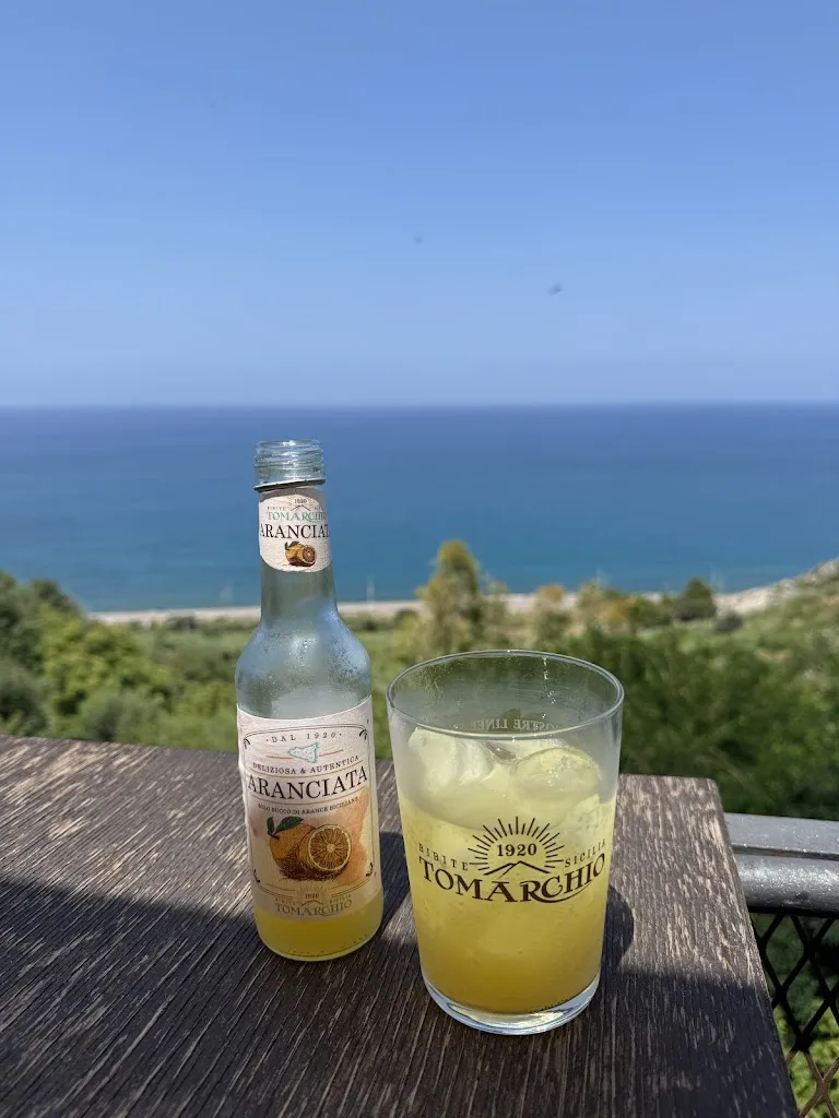 Ivelina Golemanova_'A Cuccagna_Aliminusa_review