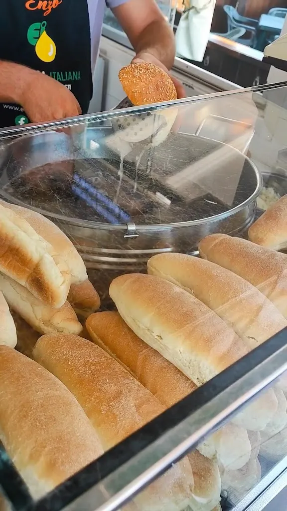 Graziano Fiorucci_Mancia Ca Ti Passa_Aliminusa_review