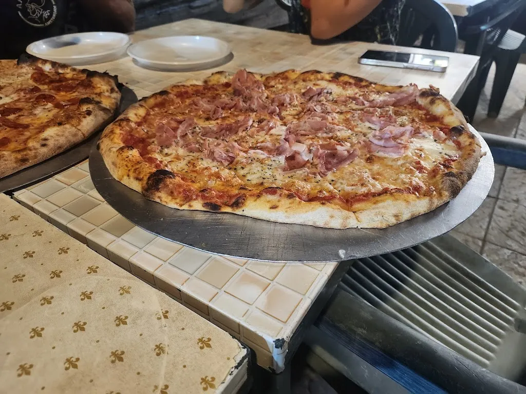 Pizzeria Da Carletto_Altavilla Milicia_slider_image_3