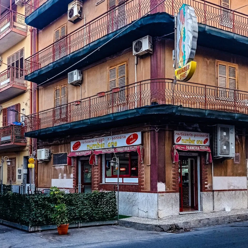Panineria Number One Casteldaccia restaurant in Altavilla Milicia