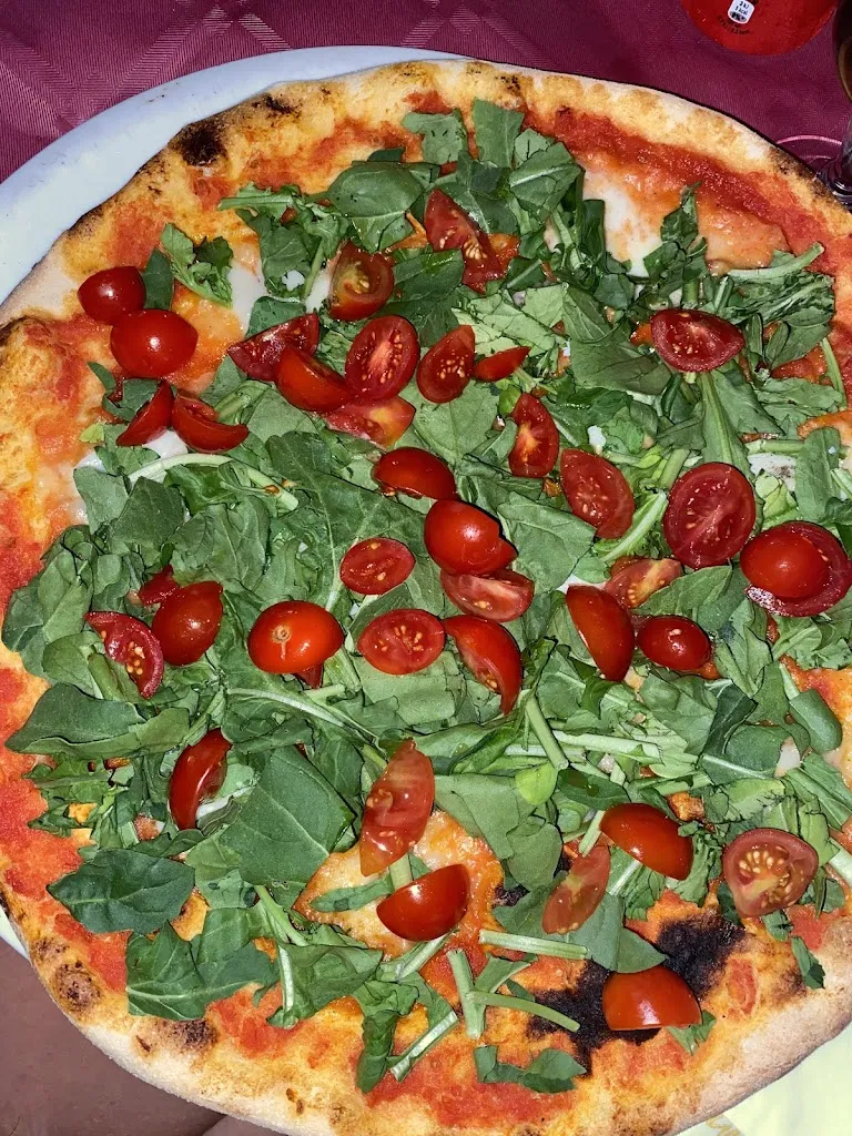 Cherry blossom_La Cortina_Assoro_review