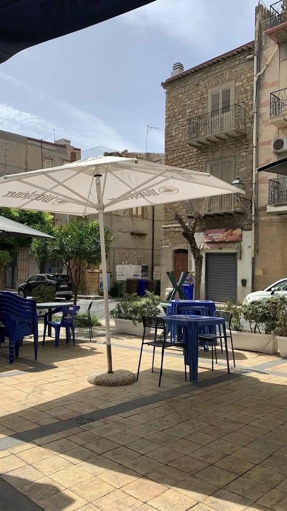 Asia Krajewska_Enoteca-la Cantina Di Bacco_Barrafranca_review