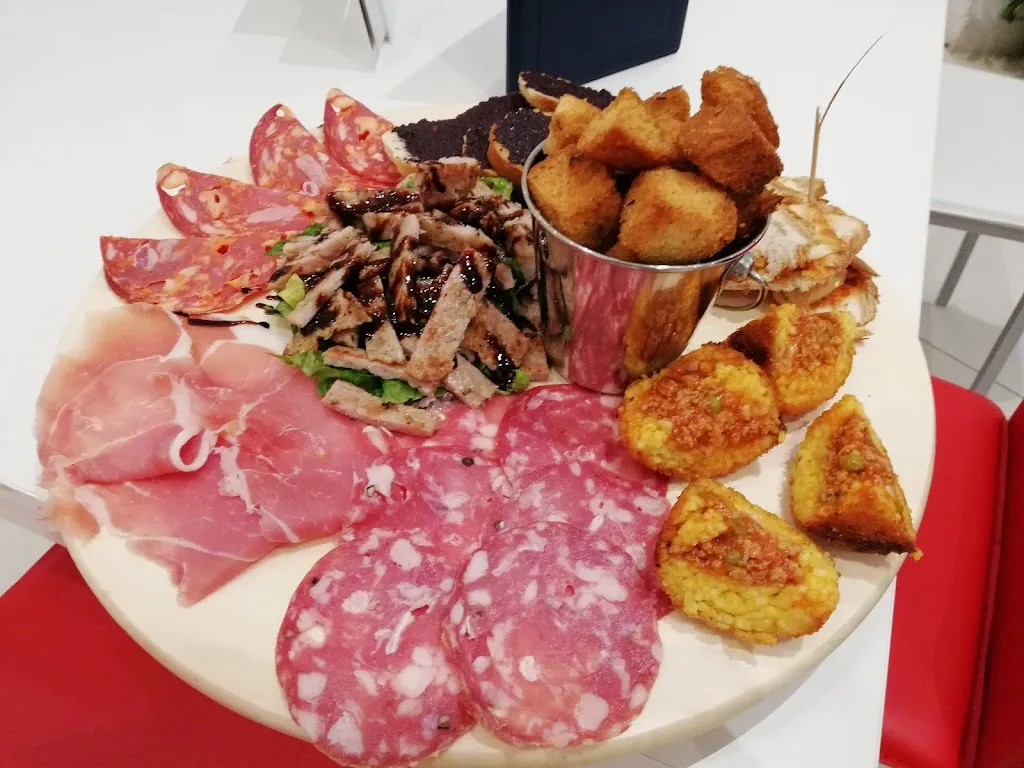 Sesto Senso di Calogero La Loggia_Barrafranca_slider_image_3