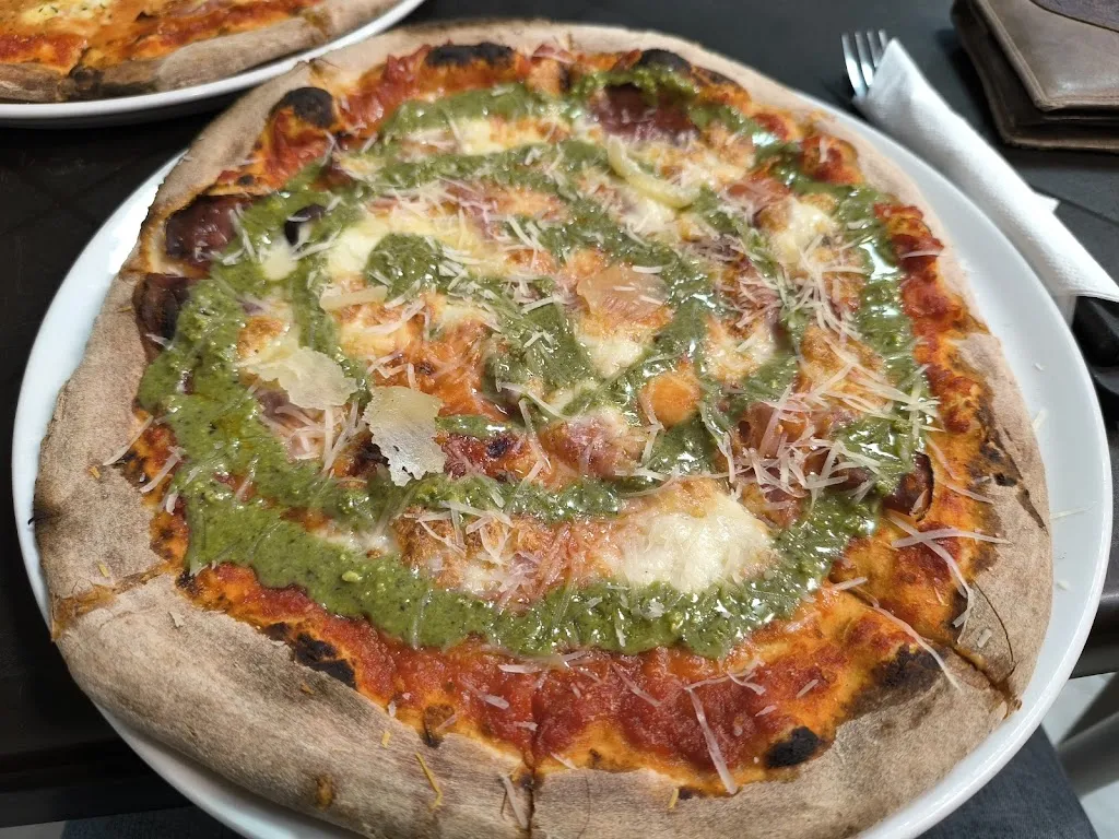 La Piramide specialità Gastronomiche restaurant in Barrafranca