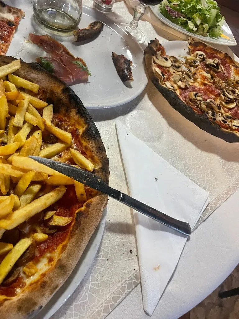 Stefania Costa_Ristorante Pizzeria Caprice Di Giuseppe Finestra_Barrafranca_review