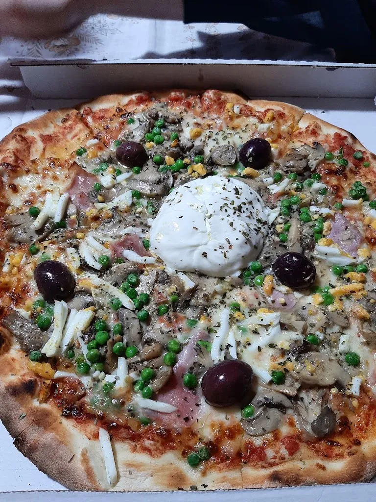 Pizzeria Rima Di Lanza Rita_Barrafranca_slider_image_3