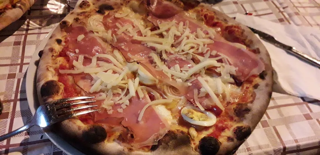 Laura V_La Capannina_Barrafranca_recensione