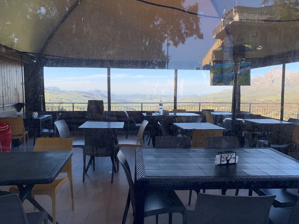 Sike-los restaurant in Baucina