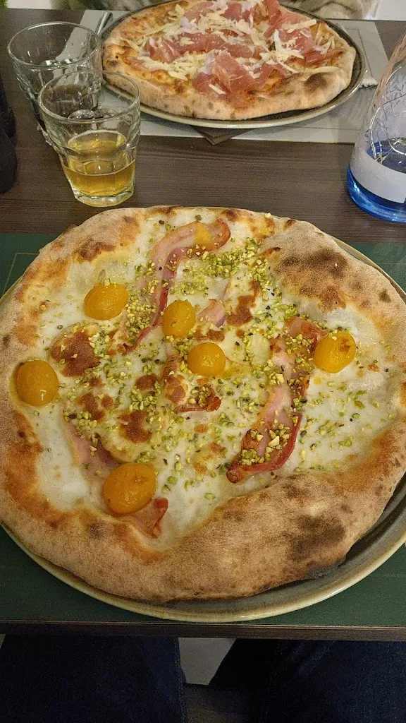 Christian Milone_Delizie del palato & Muh in centro_Barcellona Pozzo di Gotto_review