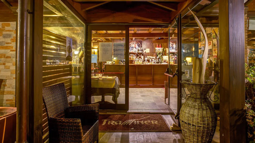 RISTORANTE Pizzeria TRAMINER a Barcellona Pozzo di Gotto  - Ristorante di pesce, Cucina mediterranea, Sala ricevimenti._Barcellona Pozzo di Gotto_slider_image_1