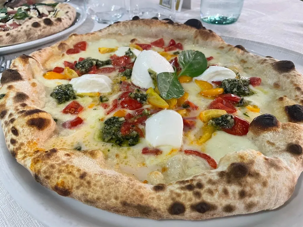 Domenico Trifilò_Villa Ossidiana_Barcellona Pozzo di Gotto_review