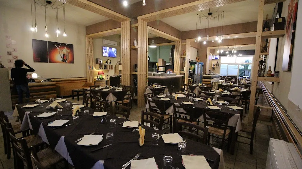 Matteotti 85 restaurant in Barcellona Pozzo di Gotto