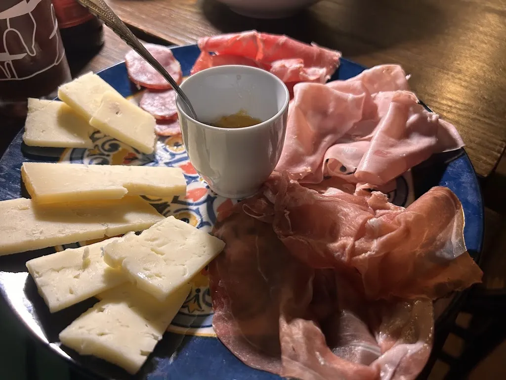 Agostino Cartone_Taverna Meàri_Barcellona Pozzo di Gotto_review