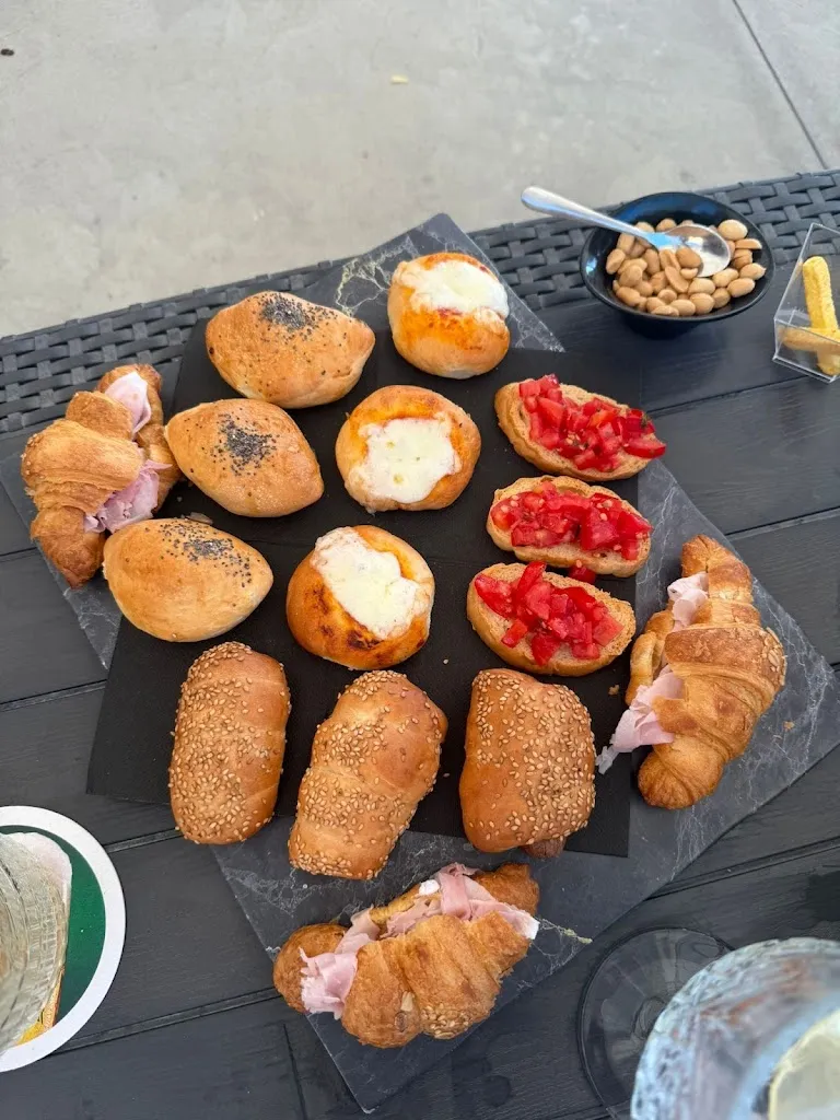 Gabriele Massaro_My Coffee Bar - Pizzeria - B&B_Barcellona Pozzo di Gotto_review