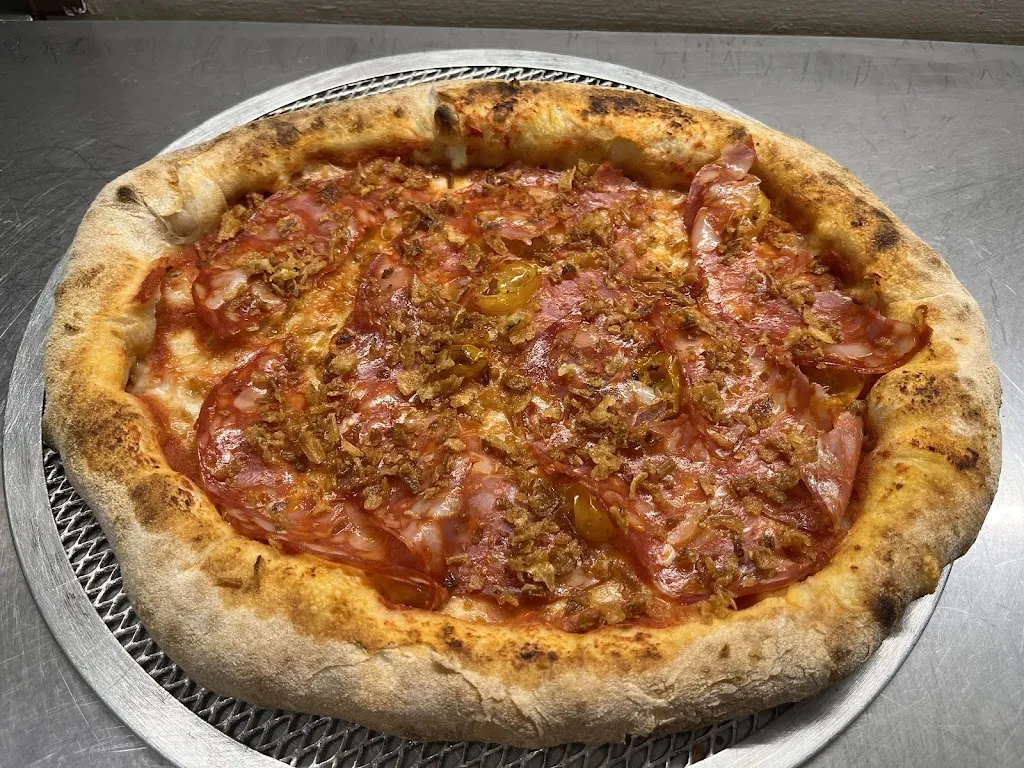 Pizzeria Roma _Barcellona Pozzo di Gotto_slider_image_2