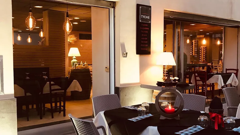 TYCHE Ristorante Pizzeria_Bivona_slider_image_1