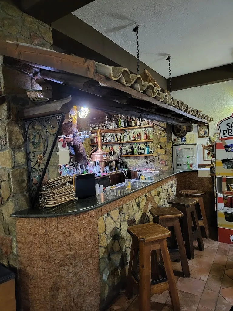 Country Pub Bisacquino_Bisacquino_slider_image_2