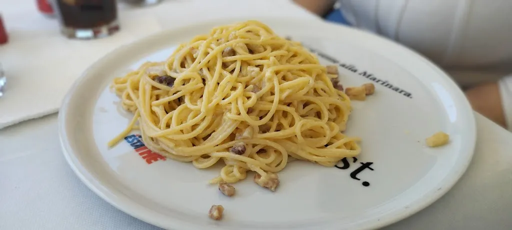 Menu_Bar Holiday_Blufi_image_3