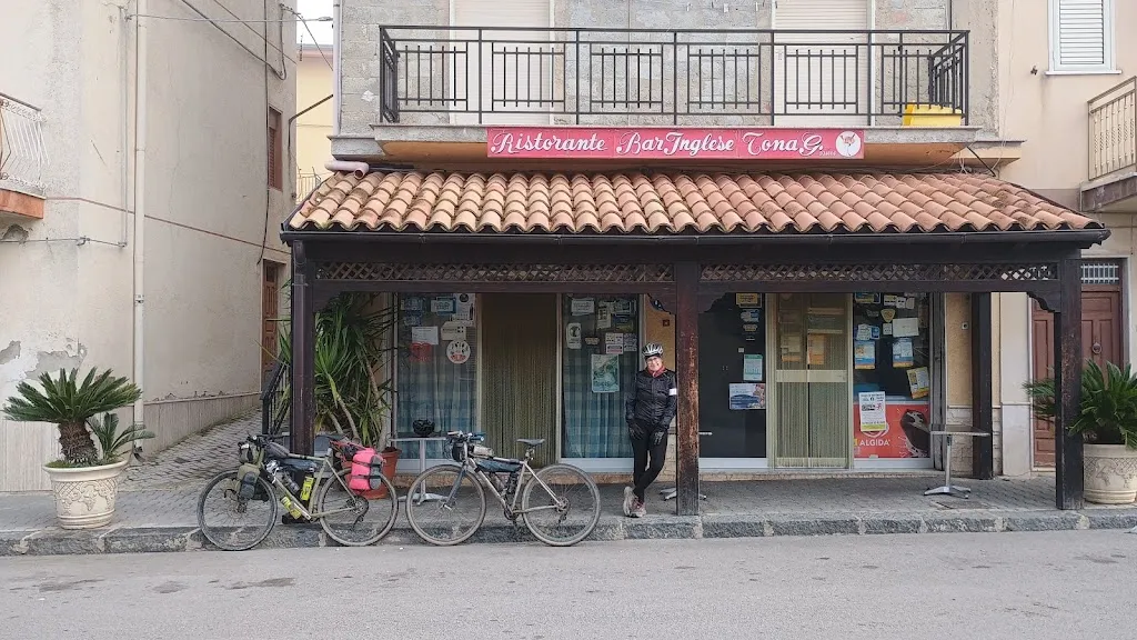 Bar Inglese restaurant in Bompensiere