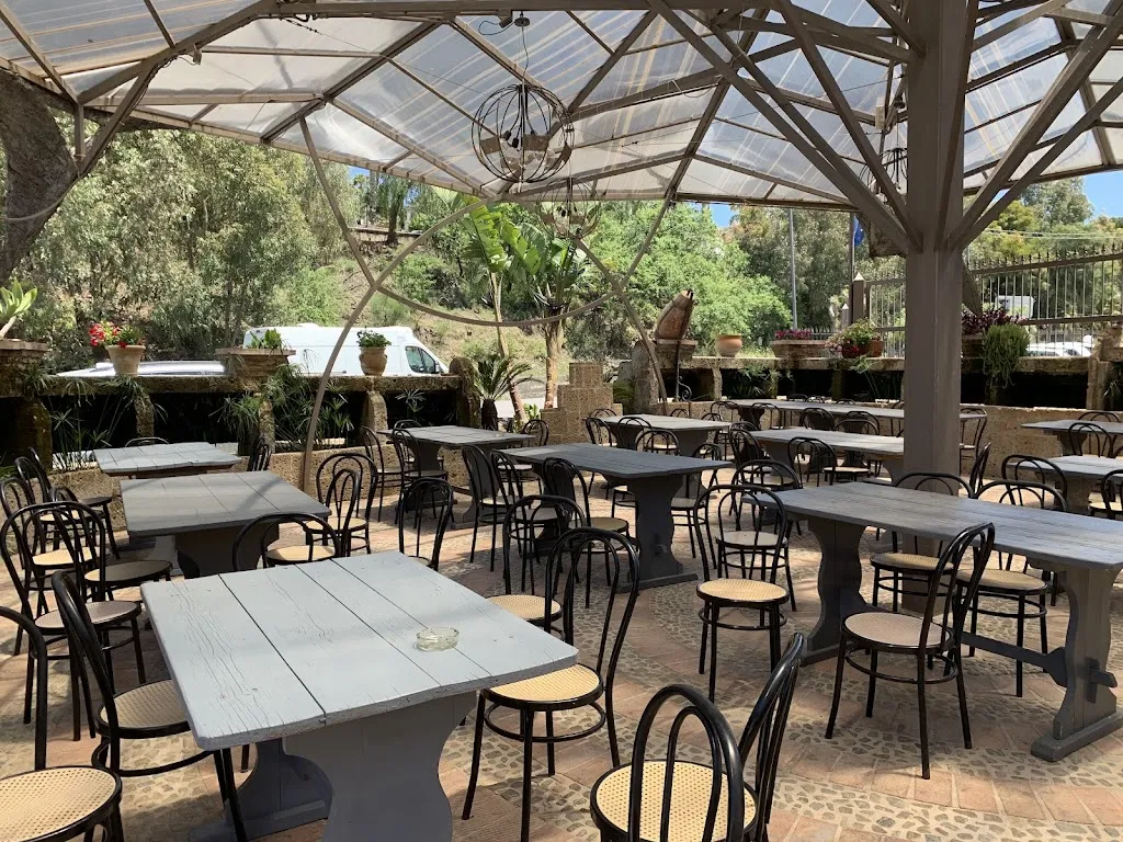 Saloon West restaurant in Bolognetta