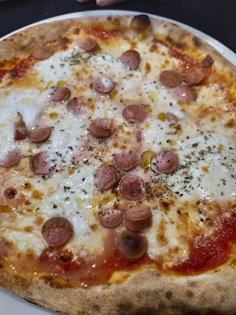 NOIR Pizza RistoPub_Bolognetta_slider_image_3