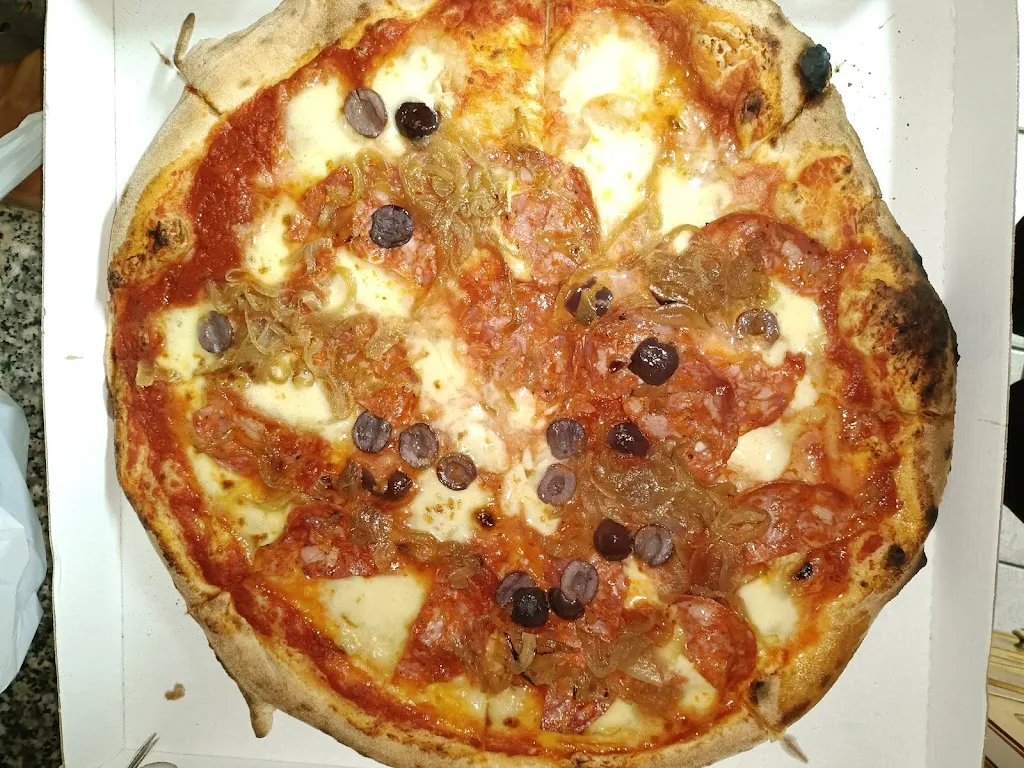 Laura Valenti_Pizzeria La Villetta Belpasso_Belpasso_review