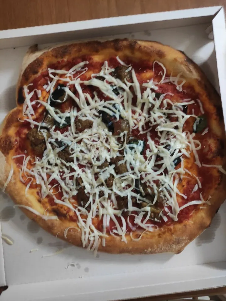 Francesca Marcone_Pizzeria L'angoletto_Belpasso_review